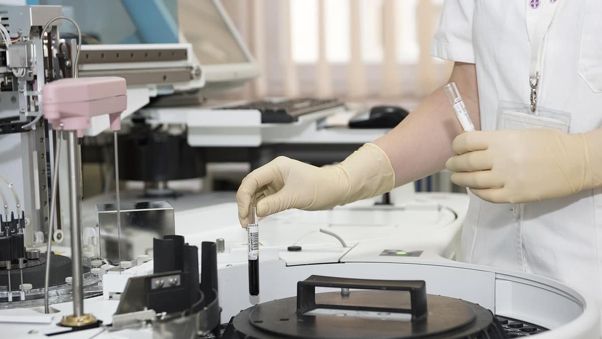 Calo potere d'acquisto e LAMal: contromisure per il Ticino